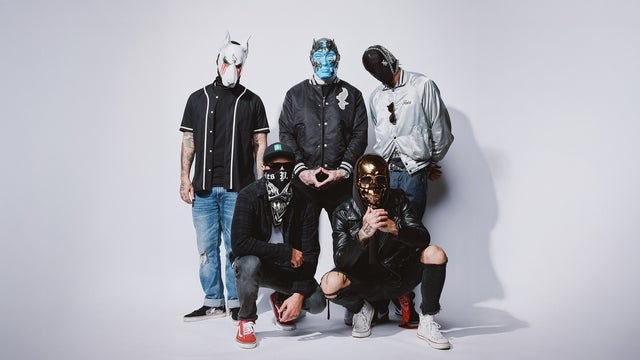 Dva vstupenky na koncert Hollywood Undead 15.06.2026, TicketChecker CZ, s čárovým kódem a informacemi o události.